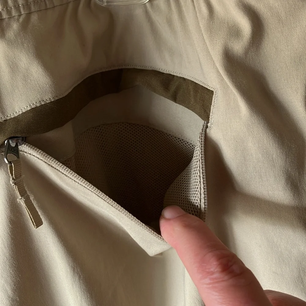 The North Face Relaxed-Fit Class V Tan & Brown Belted Hiking Pants mens XL